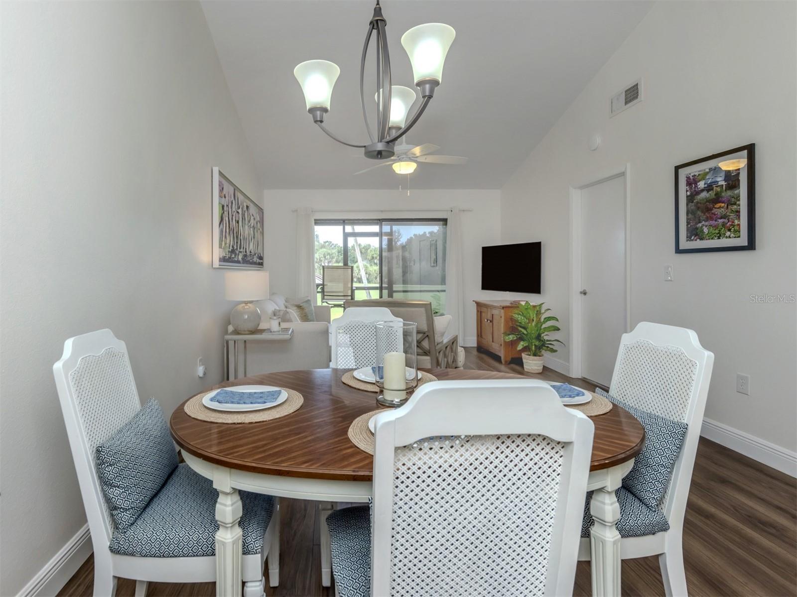 PAR FOUR - Residential