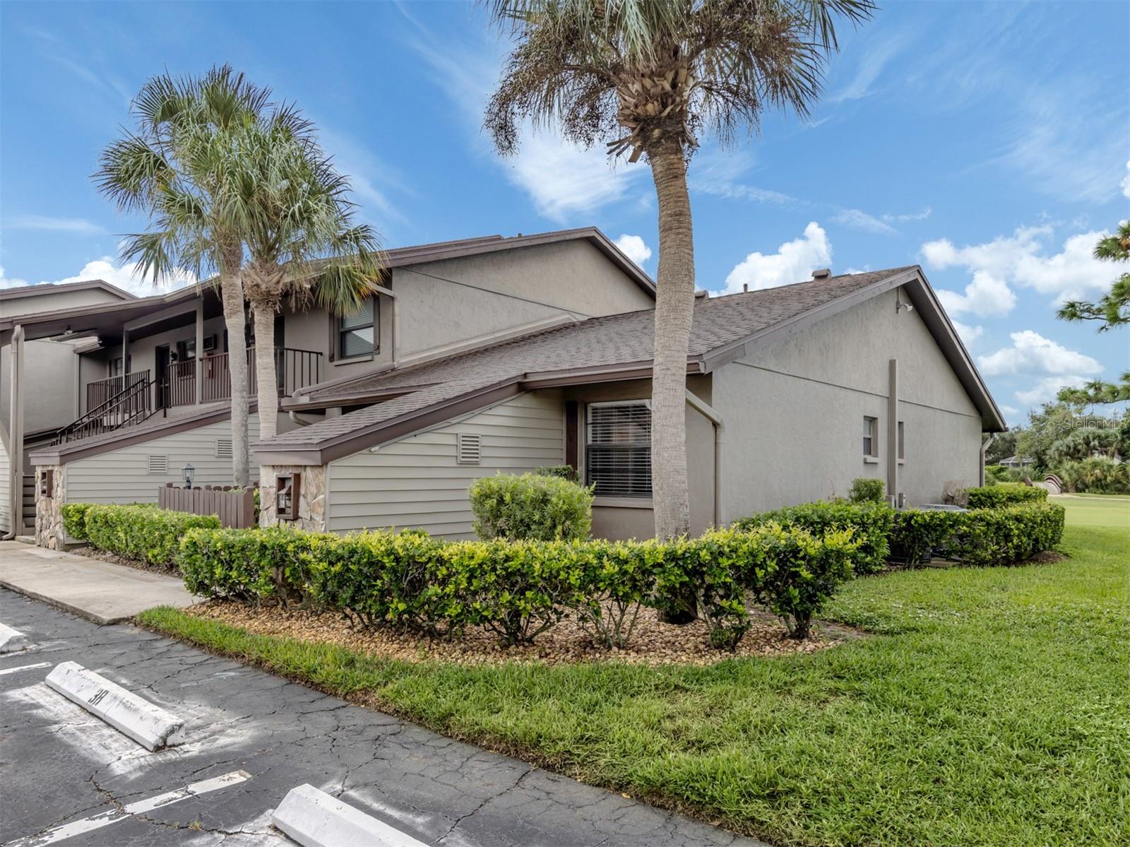 PAR FOUR - Residential