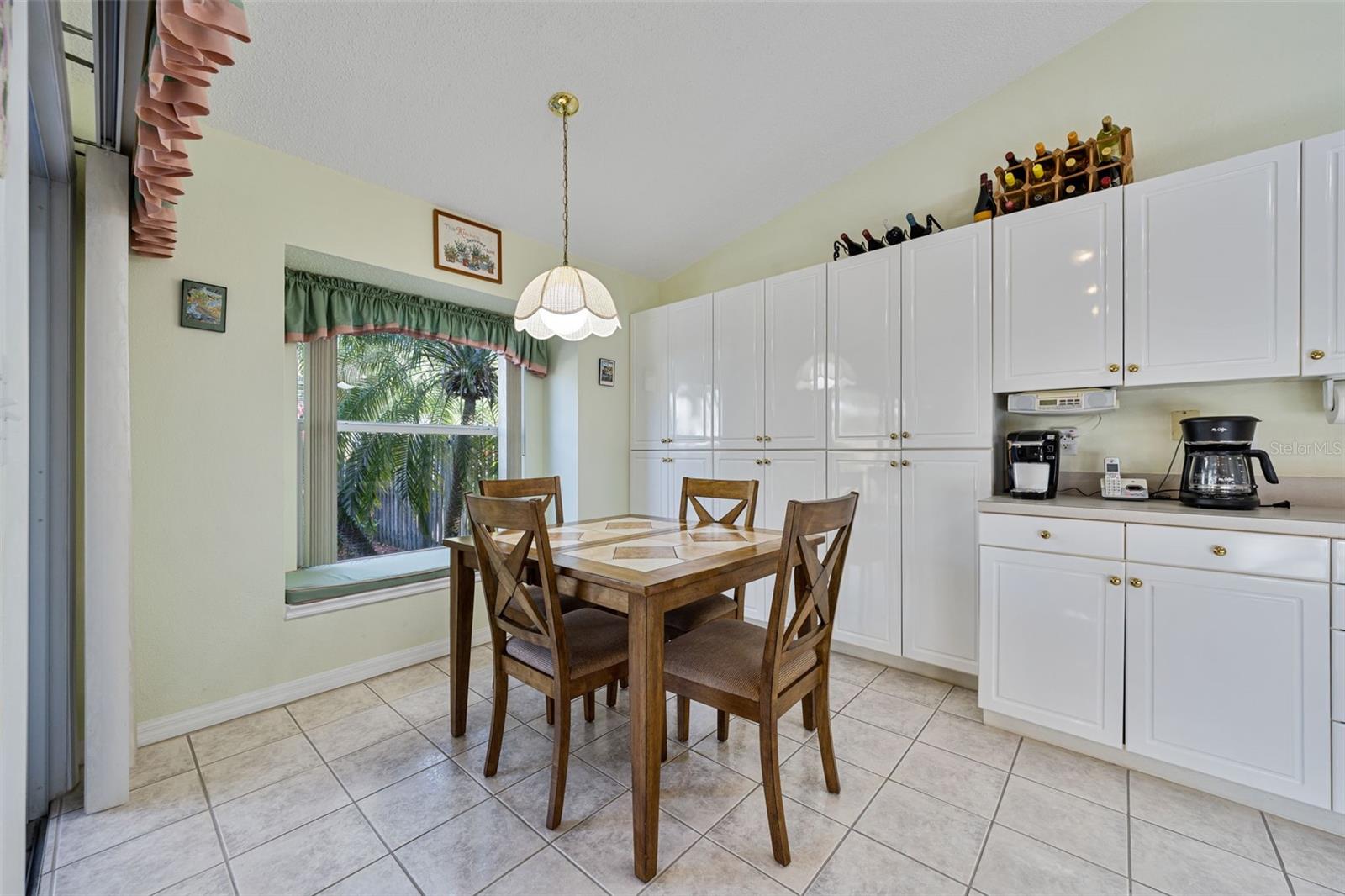 3087 PEPPERWOOD LANE W