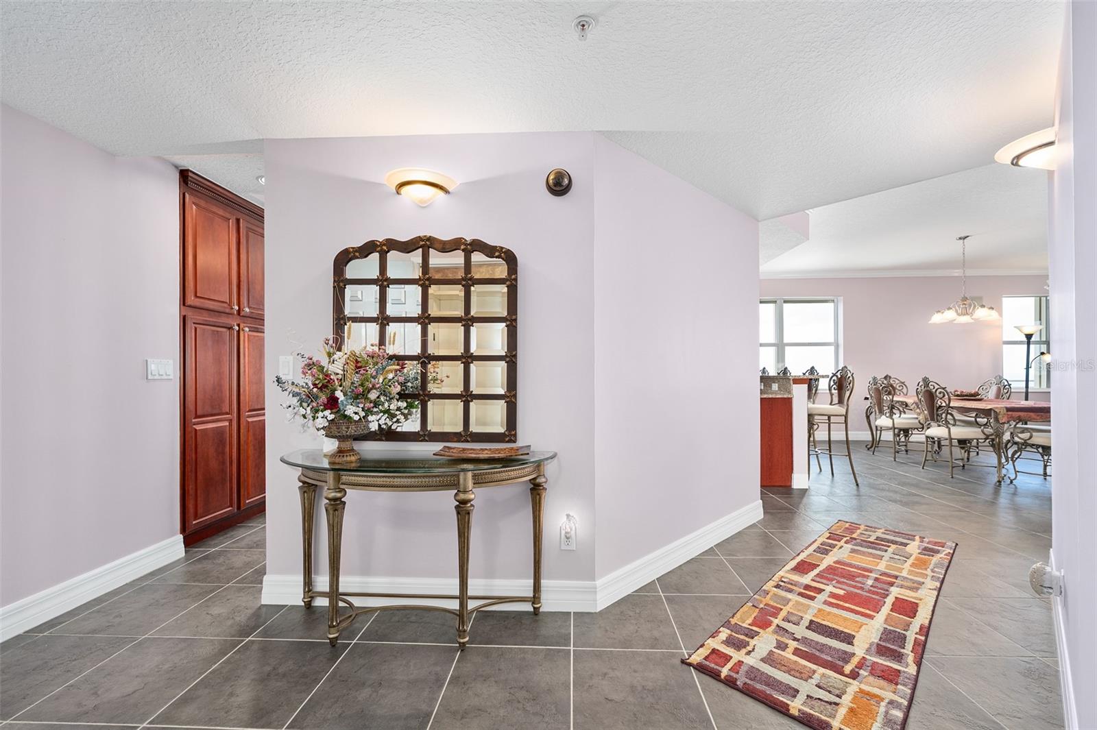 KINGSTON TOWER CONDO - Residential