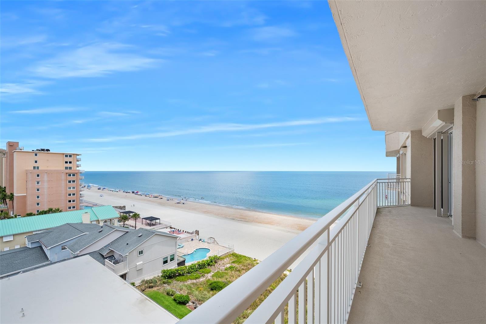 KINGSTON TOWER CONDO - Residential