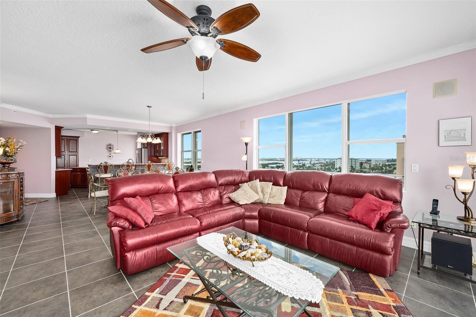 KINGSTON TOWER CONDO - Residential