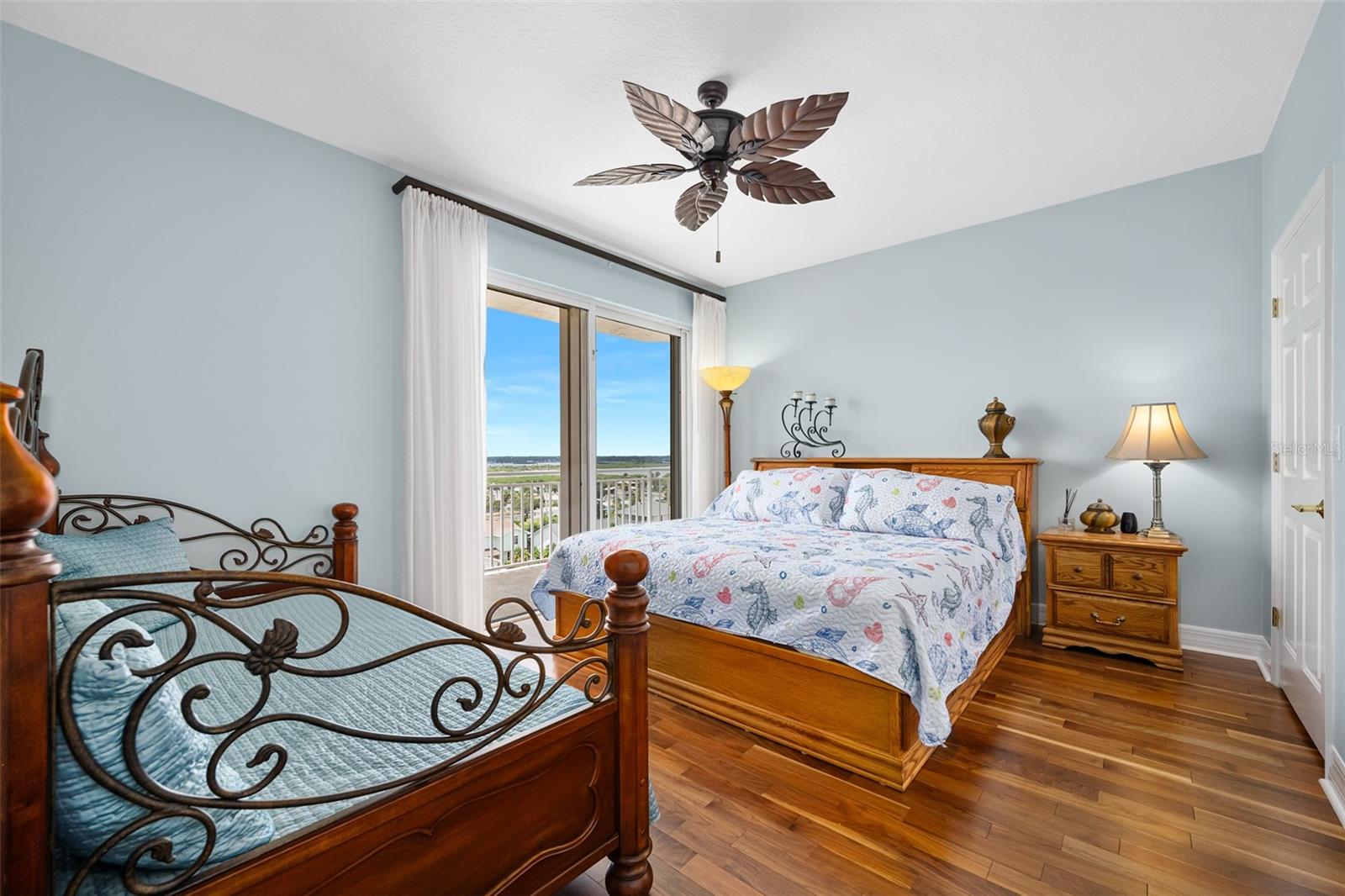KINGSTON TOWER CONDO - Residential