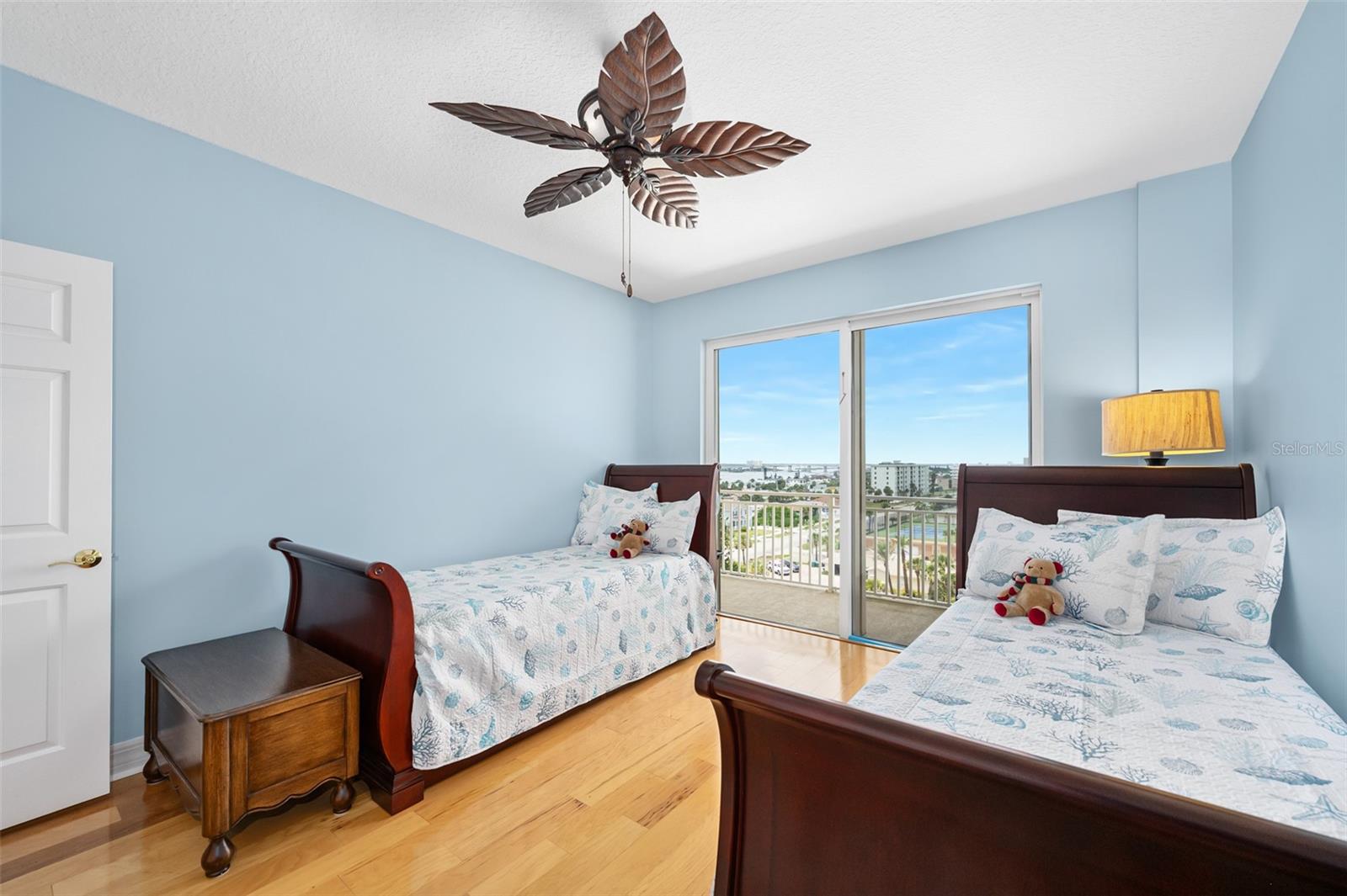 KINGSTON TOWER CONDO - Residential