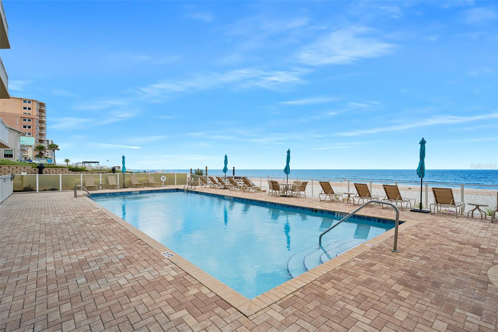 KINGSTON TOWER CONDO - Residential