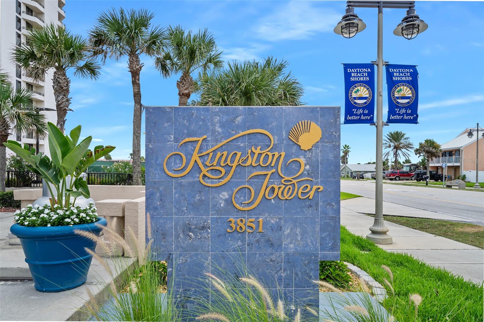 KINGSTON TOWER CONDO - Residential