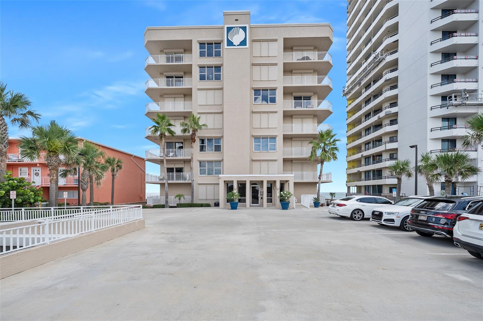 KINGSTON TOWER CONDO - Residential