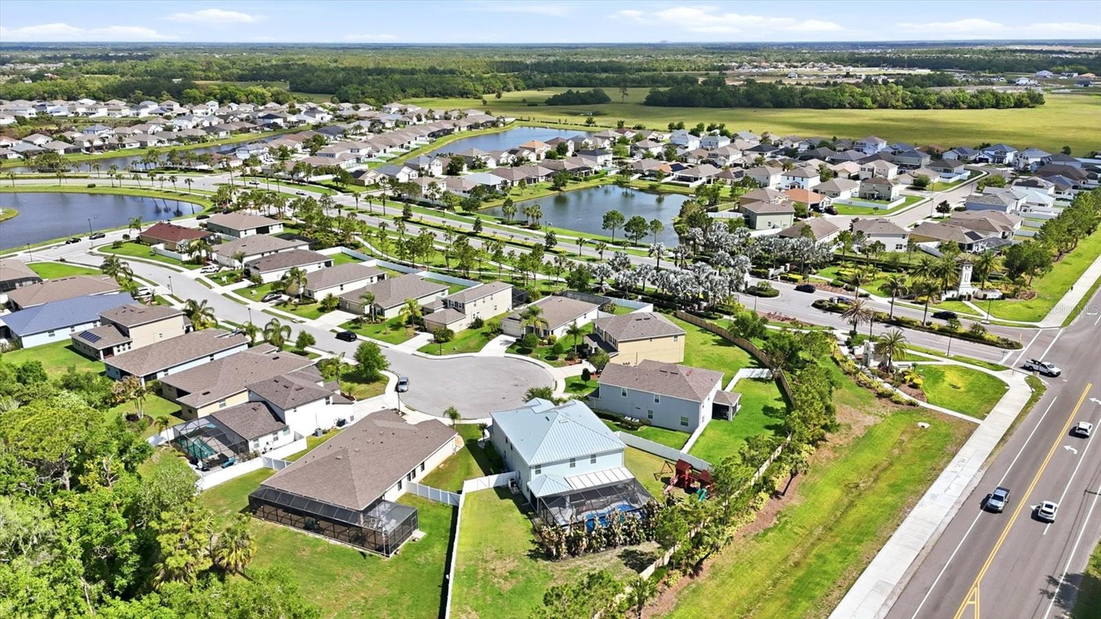 DEL TIERRA PH I - Residential