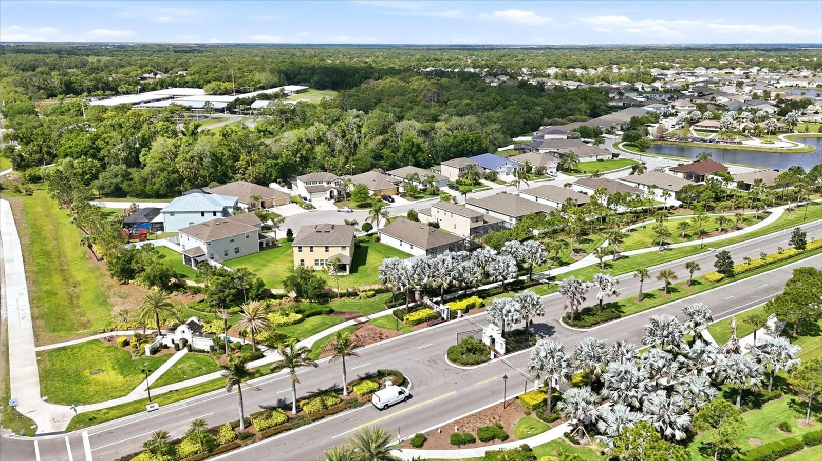 DEL TIERRA PH I - Residential