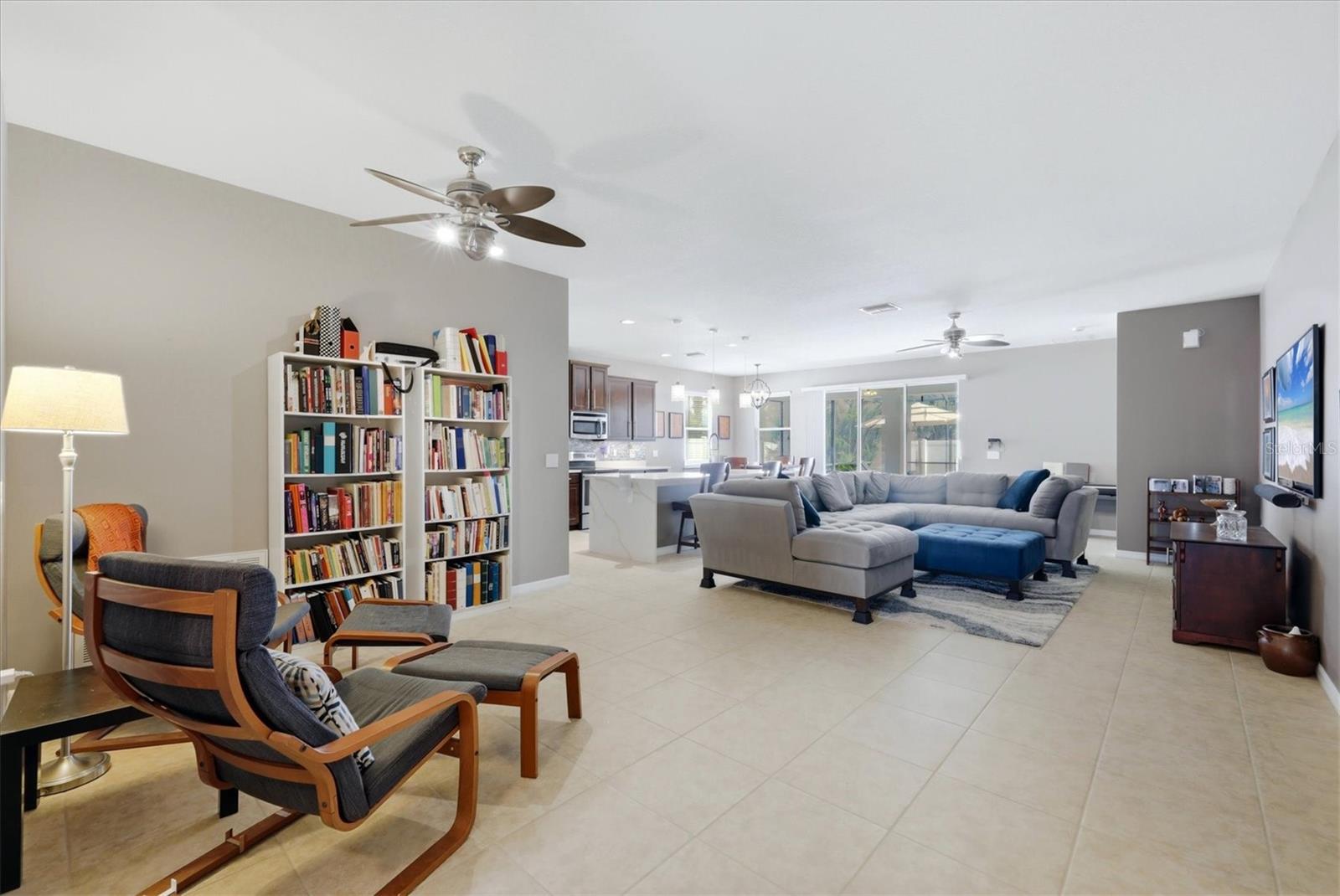 DEL TIERRA PH I - Residential