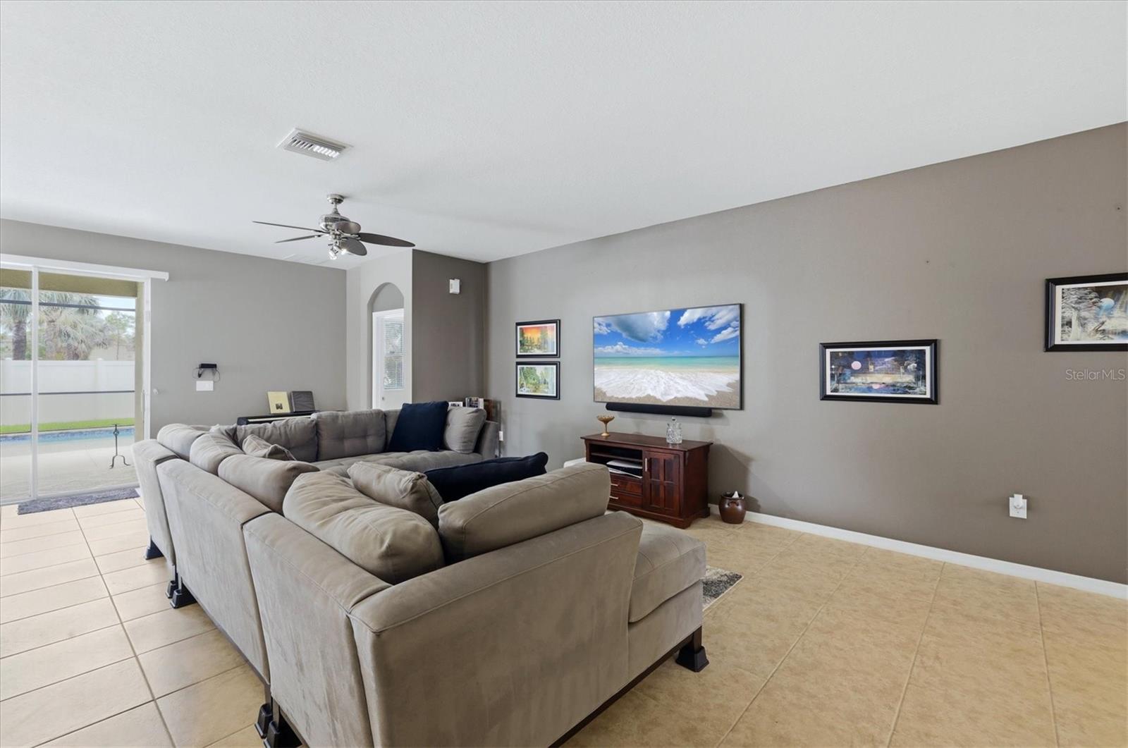 DEL TIERRA PH I - Residential