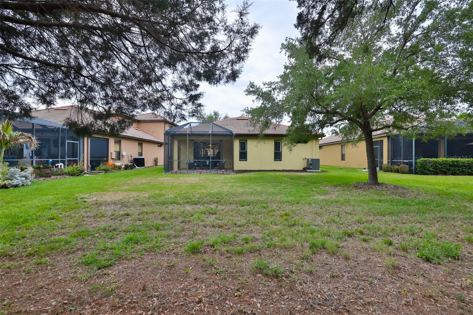 SOUTHSHORE FALLS PH 1 - Residential