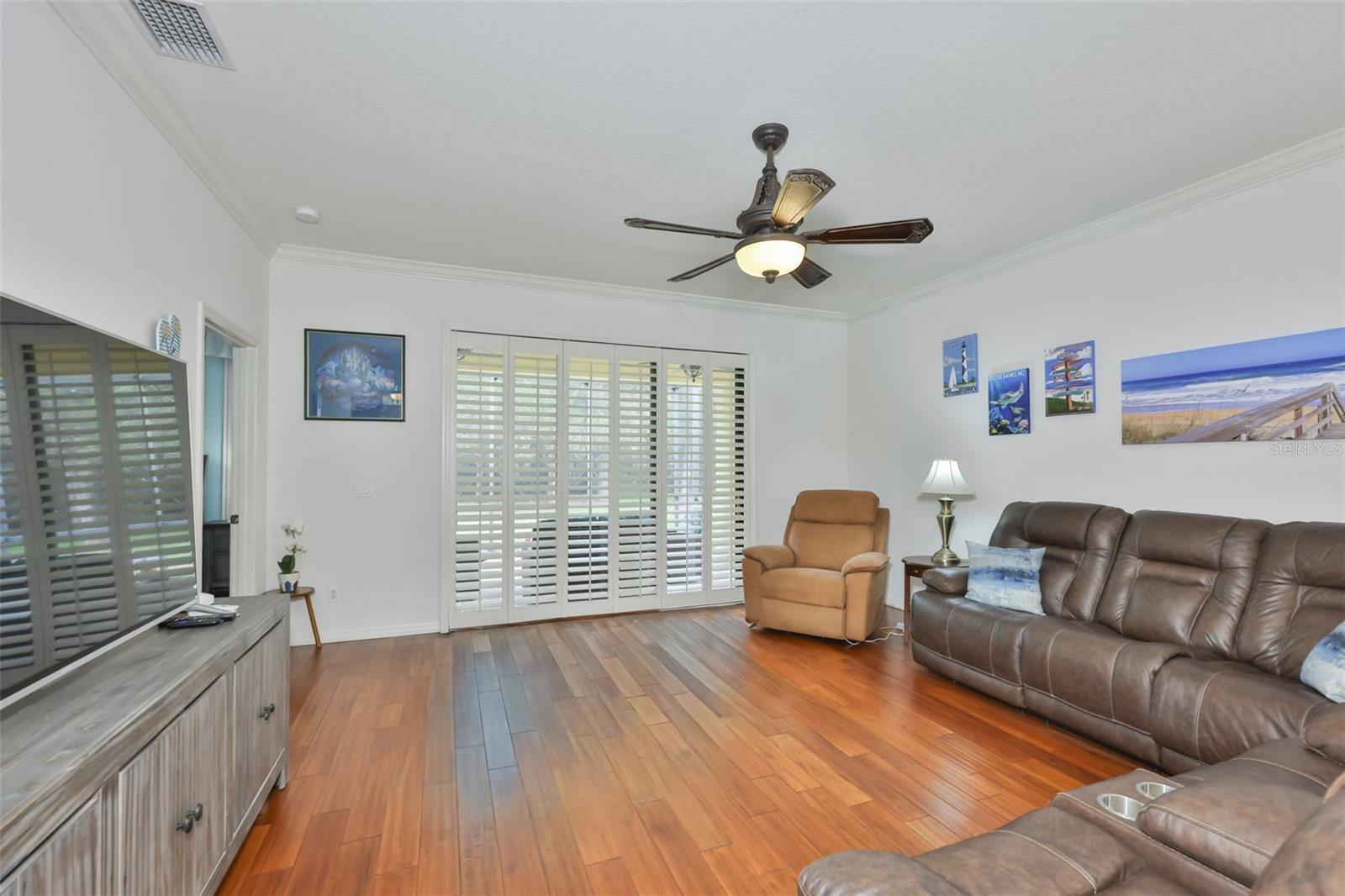 SOUTHSHORE FALLS PH 1 - Residential