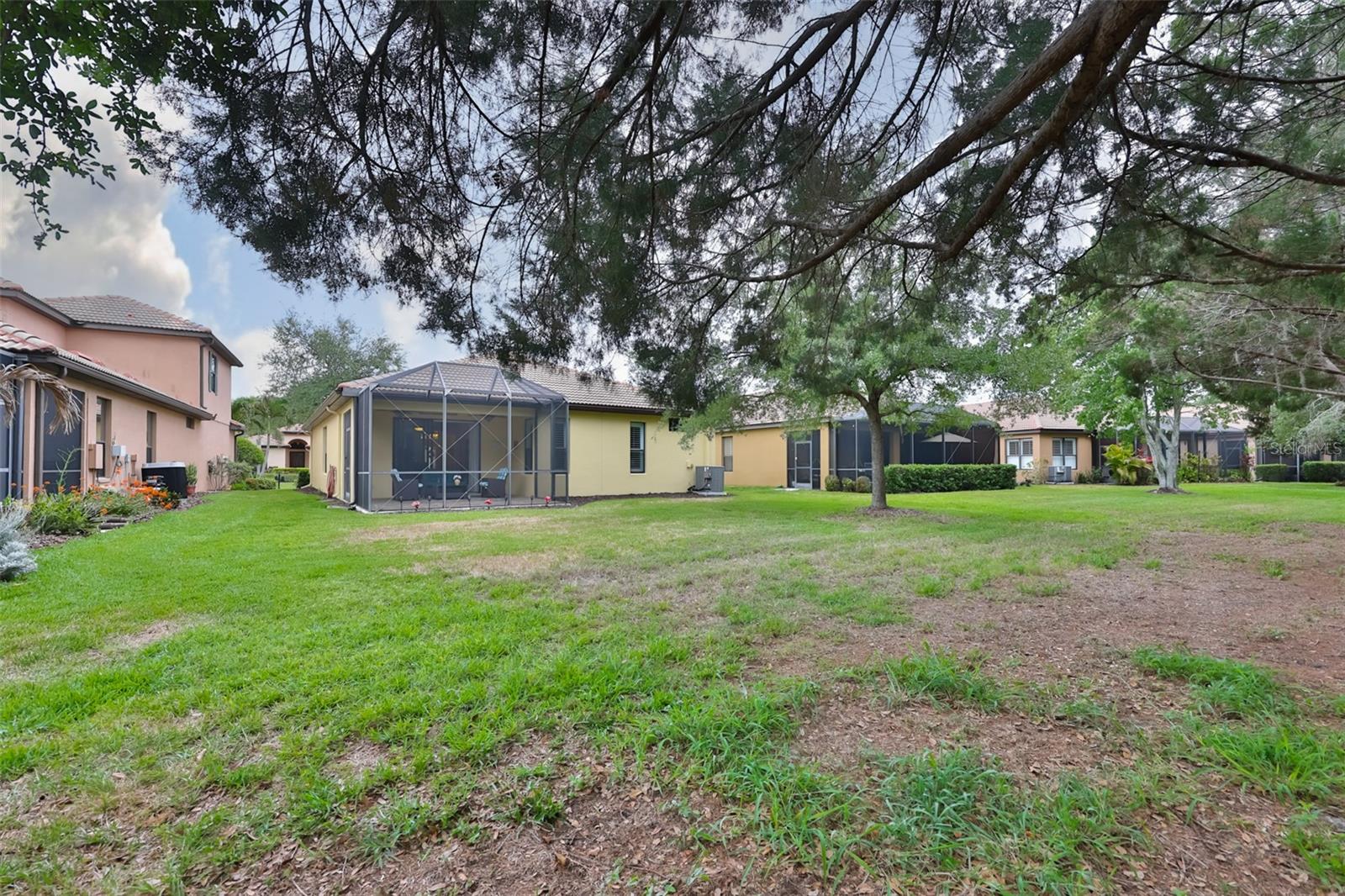 SOUTHSHORE FALLS PH 1 - Residential