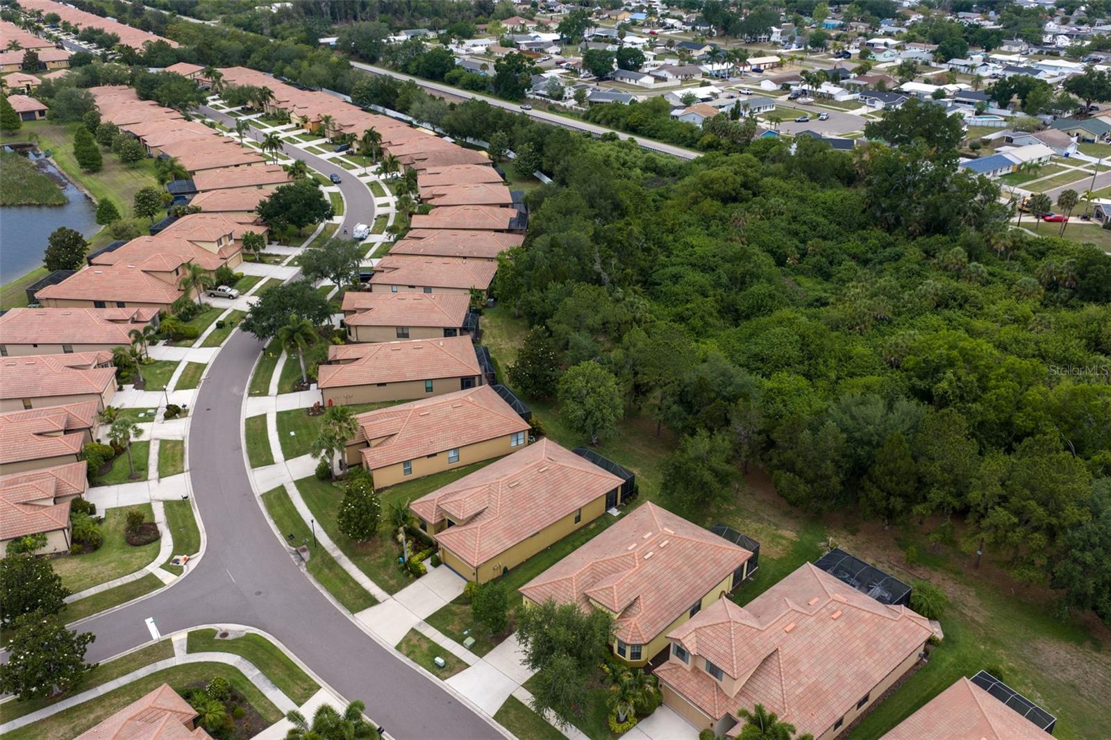 SOUTHSHORE FALLS PH 1 - Residential