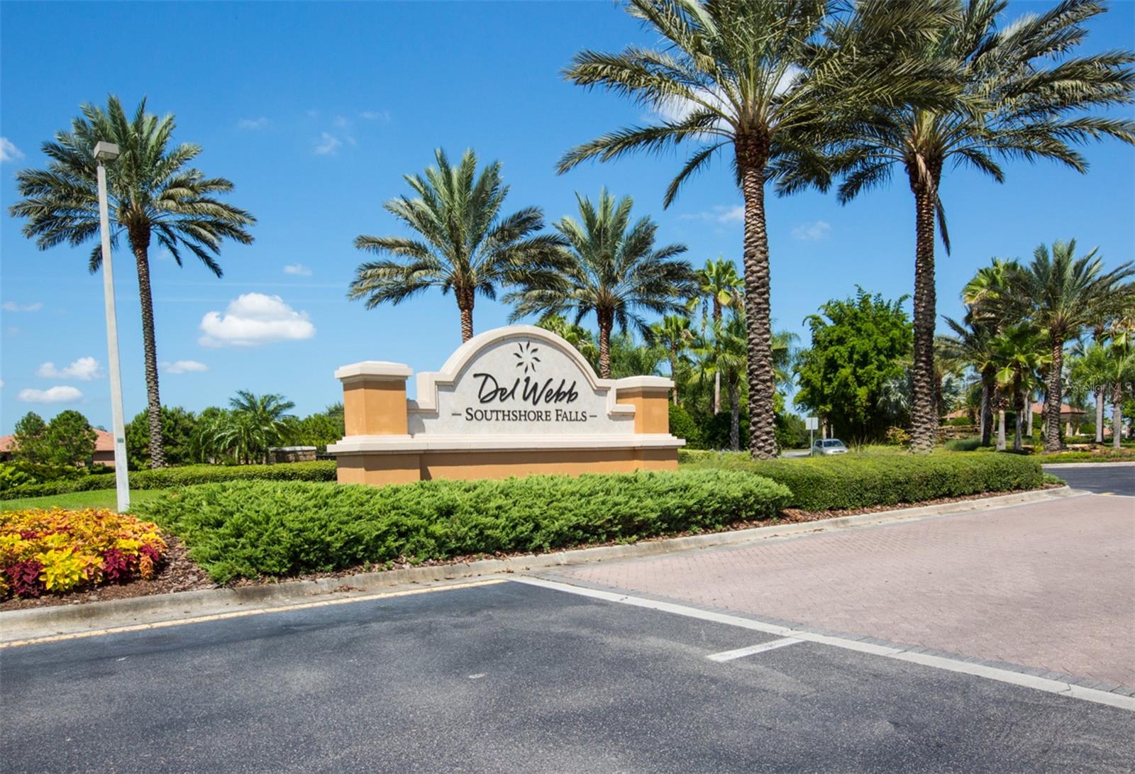 SOUTHSHORE FALLS PH 1 - Residential