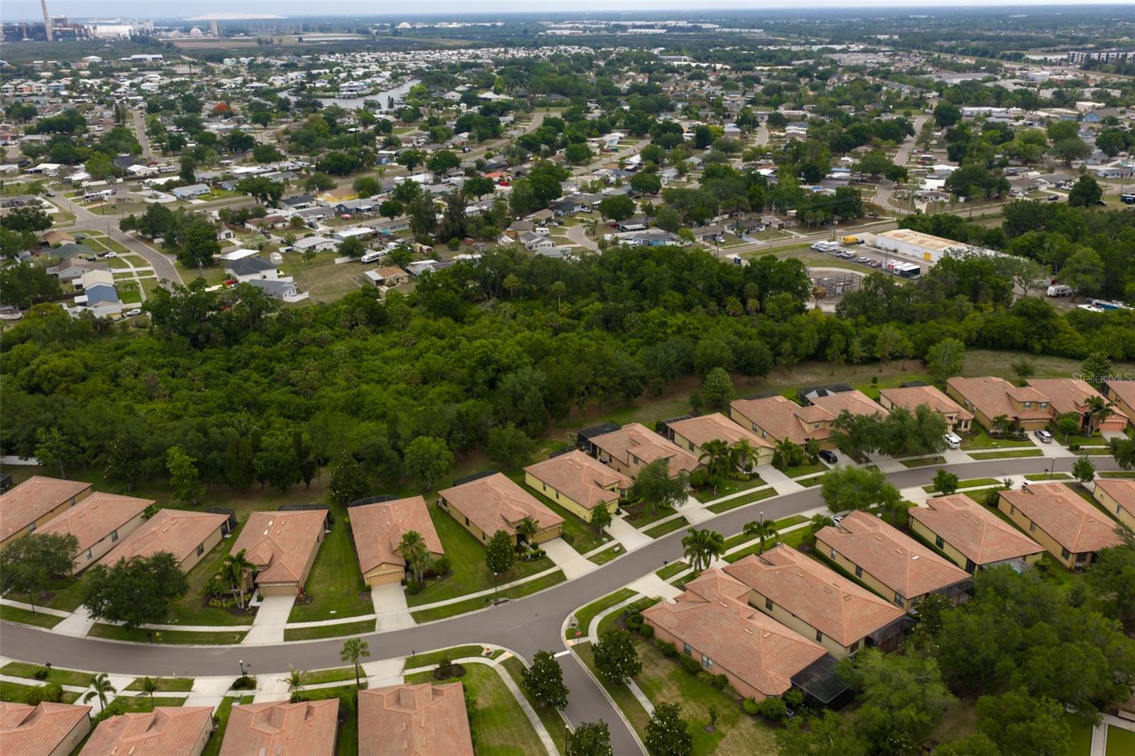 SOUTHSHORE FALLS PH 1 - Residential