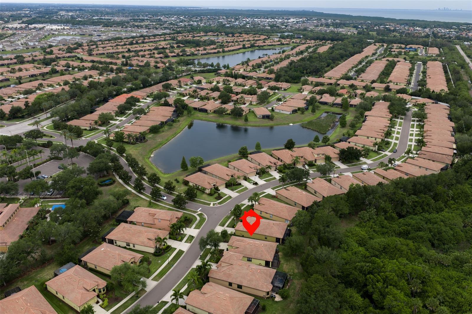 SOUTHSHORE FALLS PH 1 - Residential