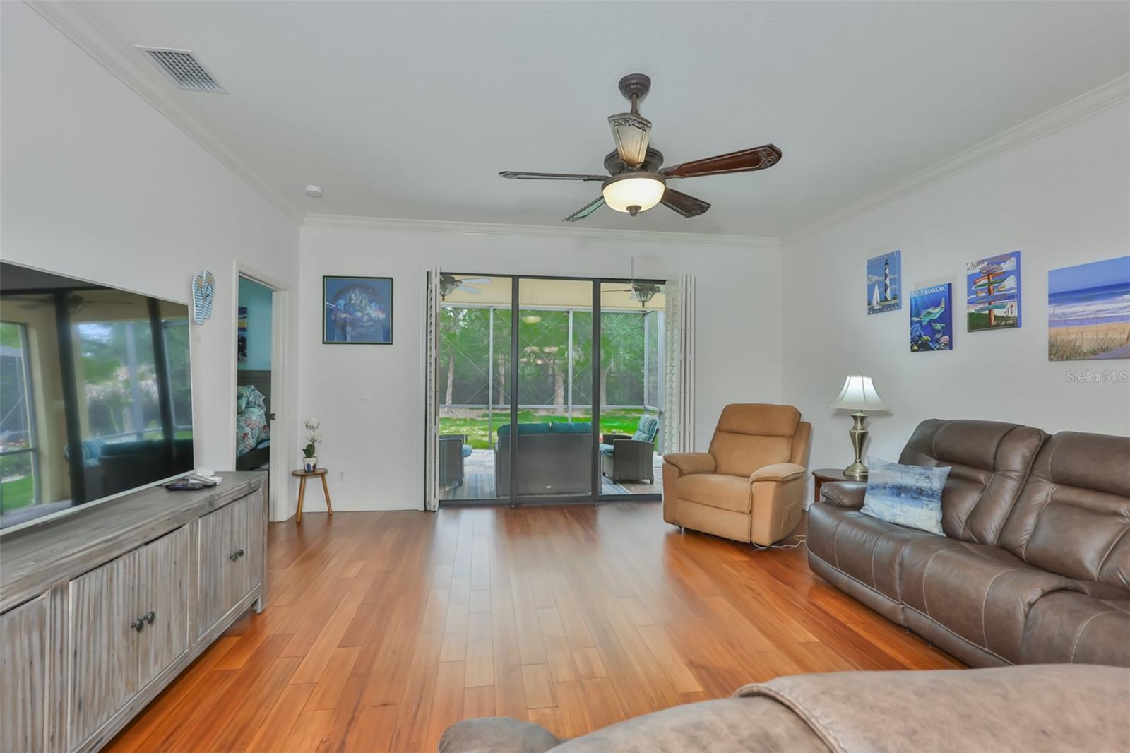 SOUTHSHORE FALLS PH 1 - Residential