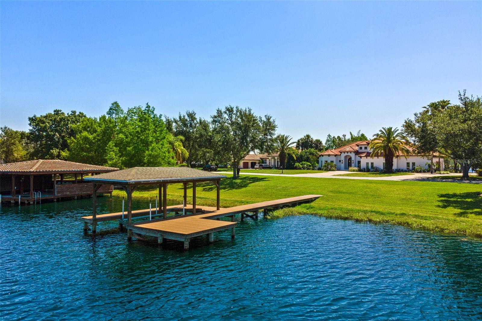 ISLES LAKE HANCOCK - Residential