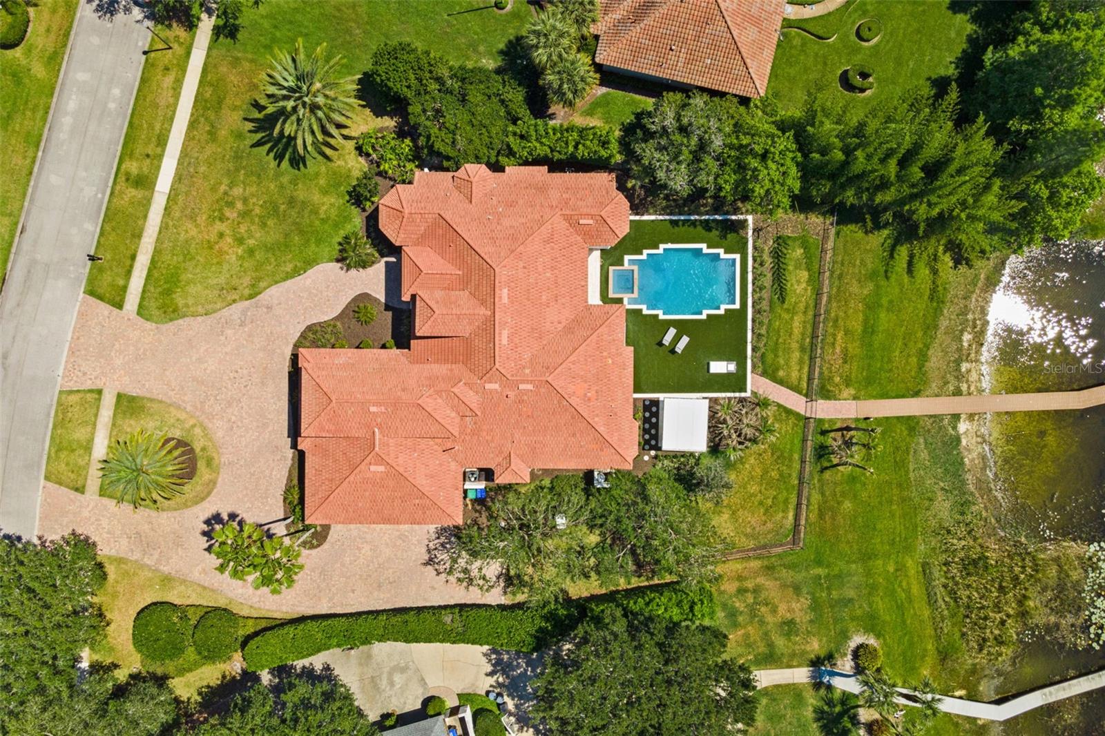 ISLES LAKE HANCOCK - Residential