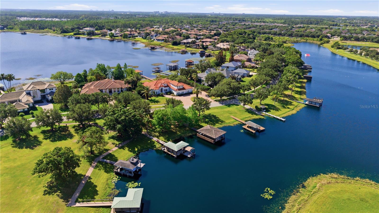 ISLES LAKE HANCOCK - Residential