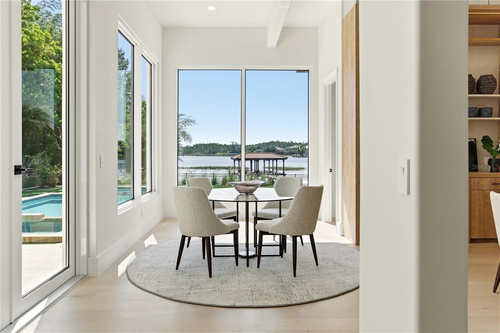 ISLES LAKE HANCOCK - Residential
