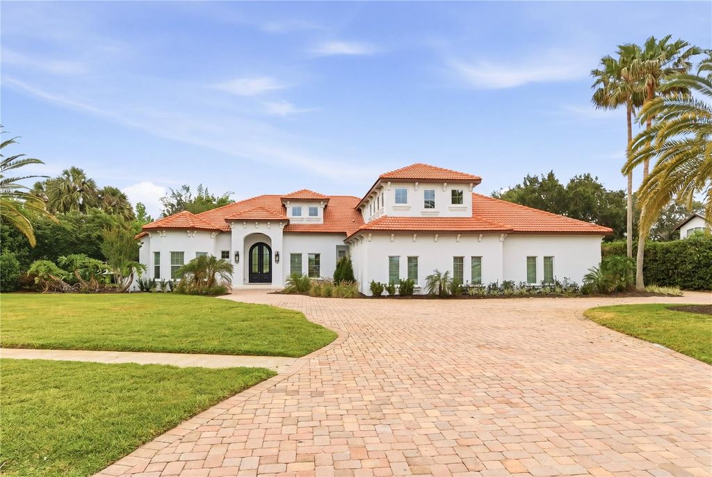 Photo of 14511 Isleview Drive, Winter Garden, FL 34787 (MLS # O6403188)