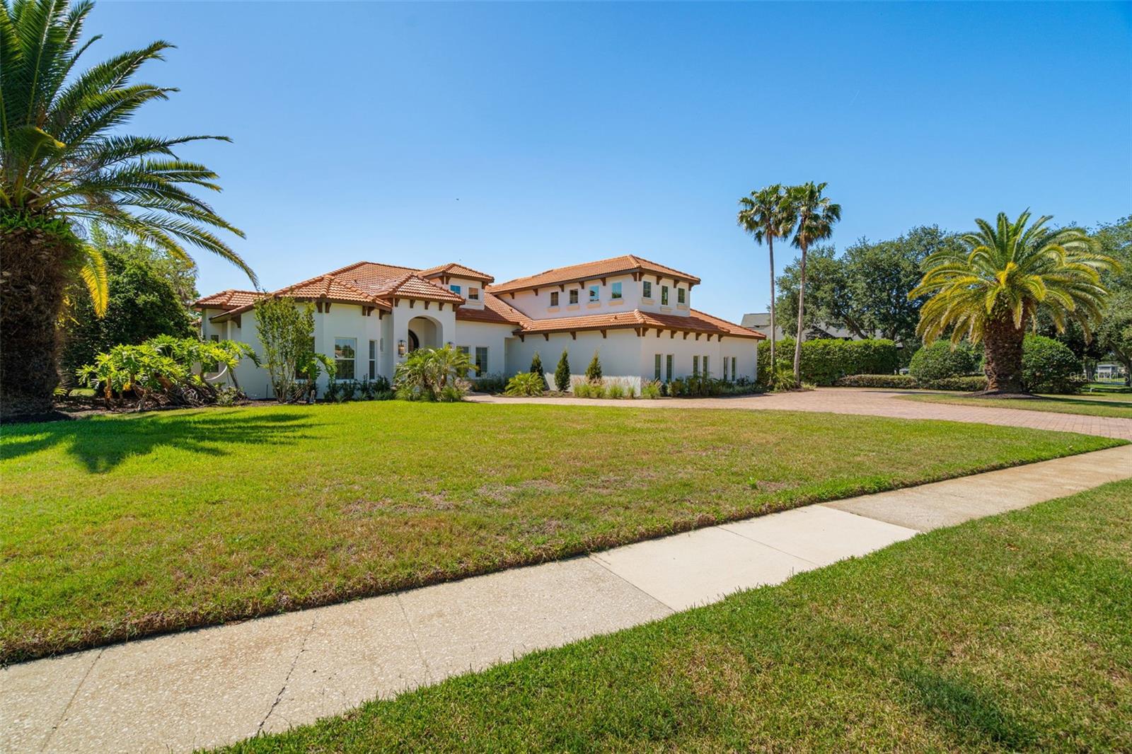 ISLES LAKE HANCOCK - Residential