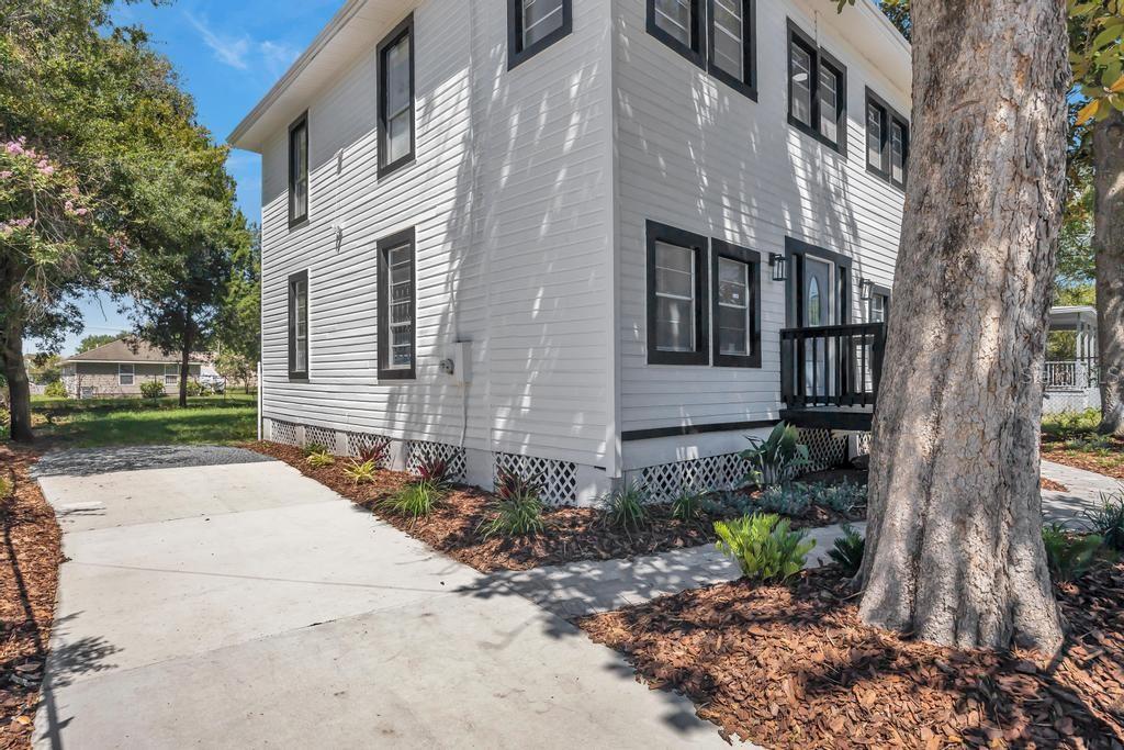 1364 EVERGREEN AVENUE