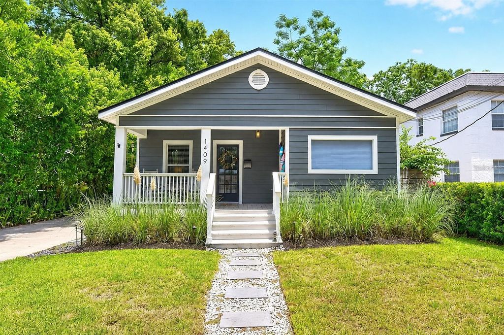 Photo of 1409 E Gore Street, Orlando, FL 32806 (MLS # O6426706)