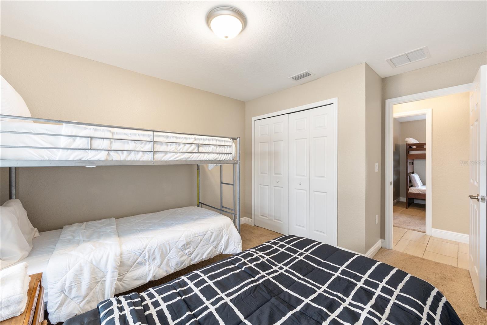 MARION OAKS UN 1 - Residential