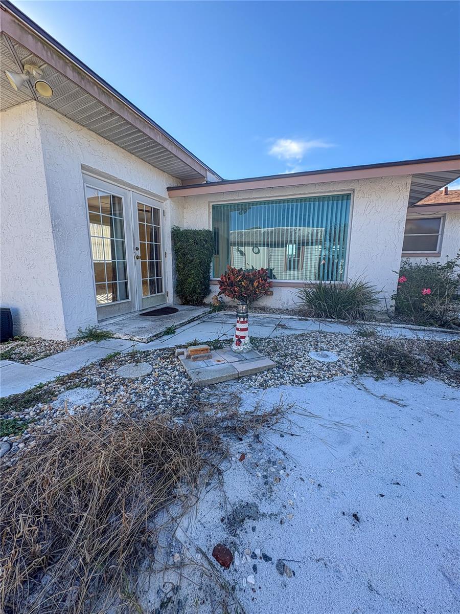 JASMINE LAKES - Residential