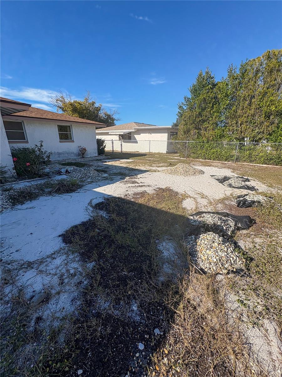 JASMINE LAKES - Residential