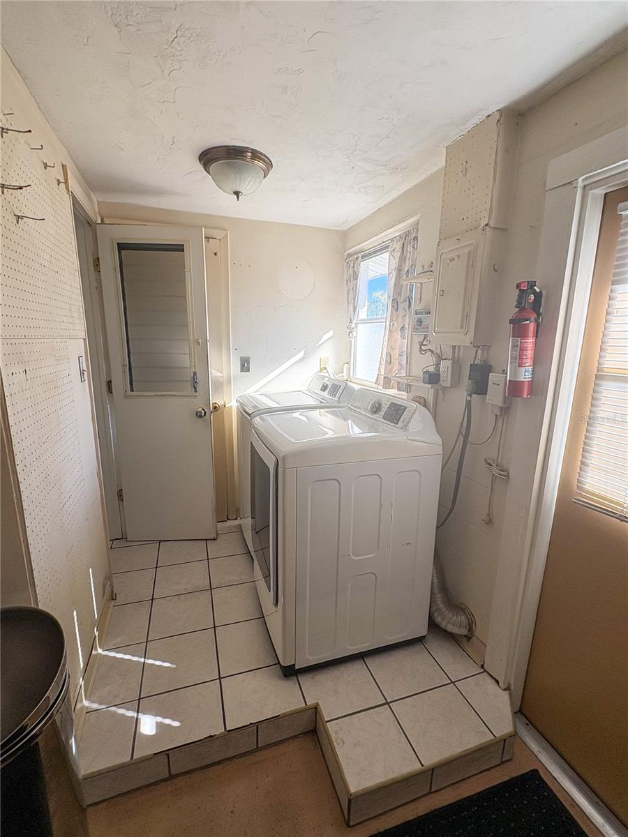 JASMINE LAKES - Residential