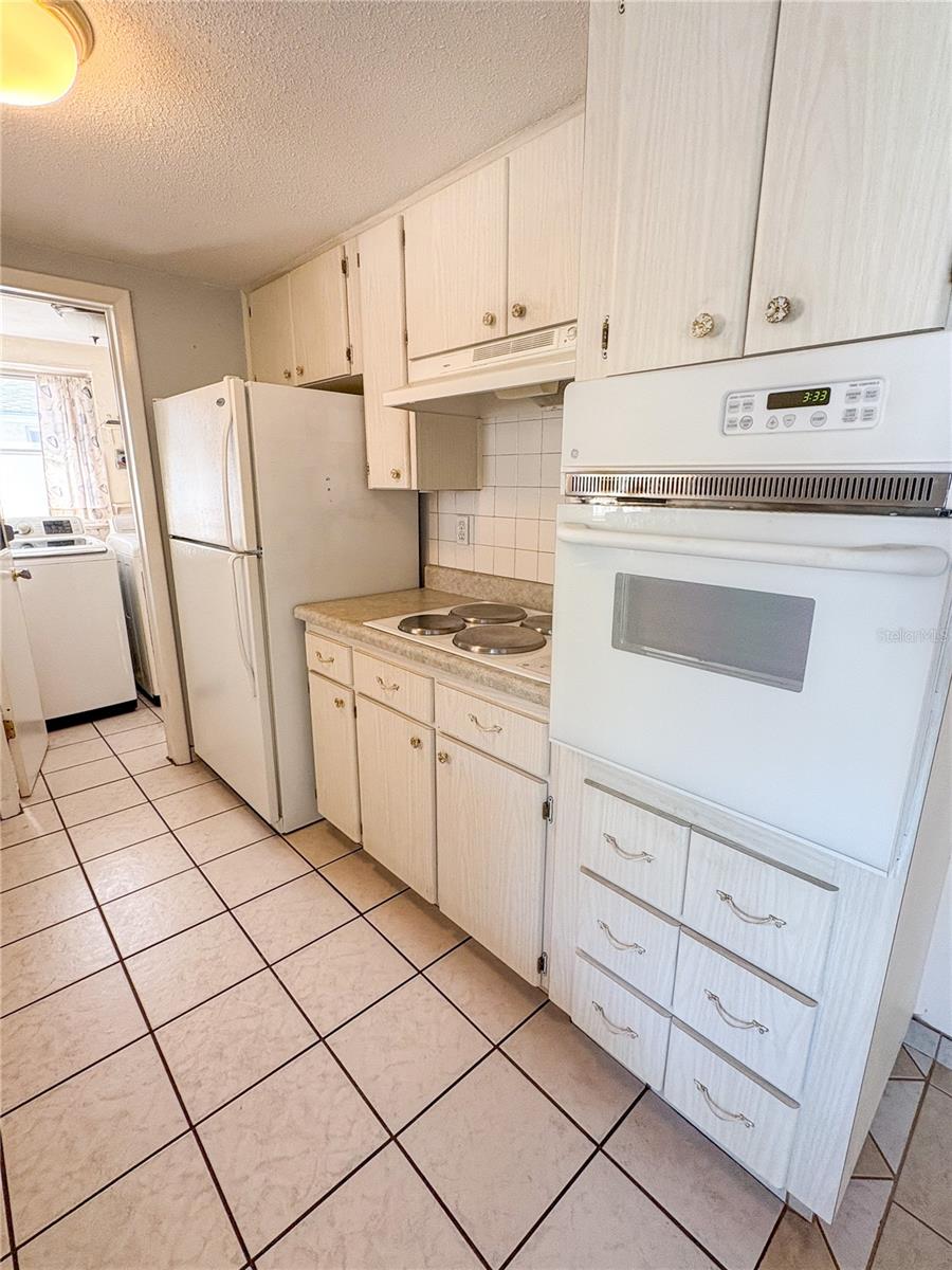 JASMINE LAKES - Residential