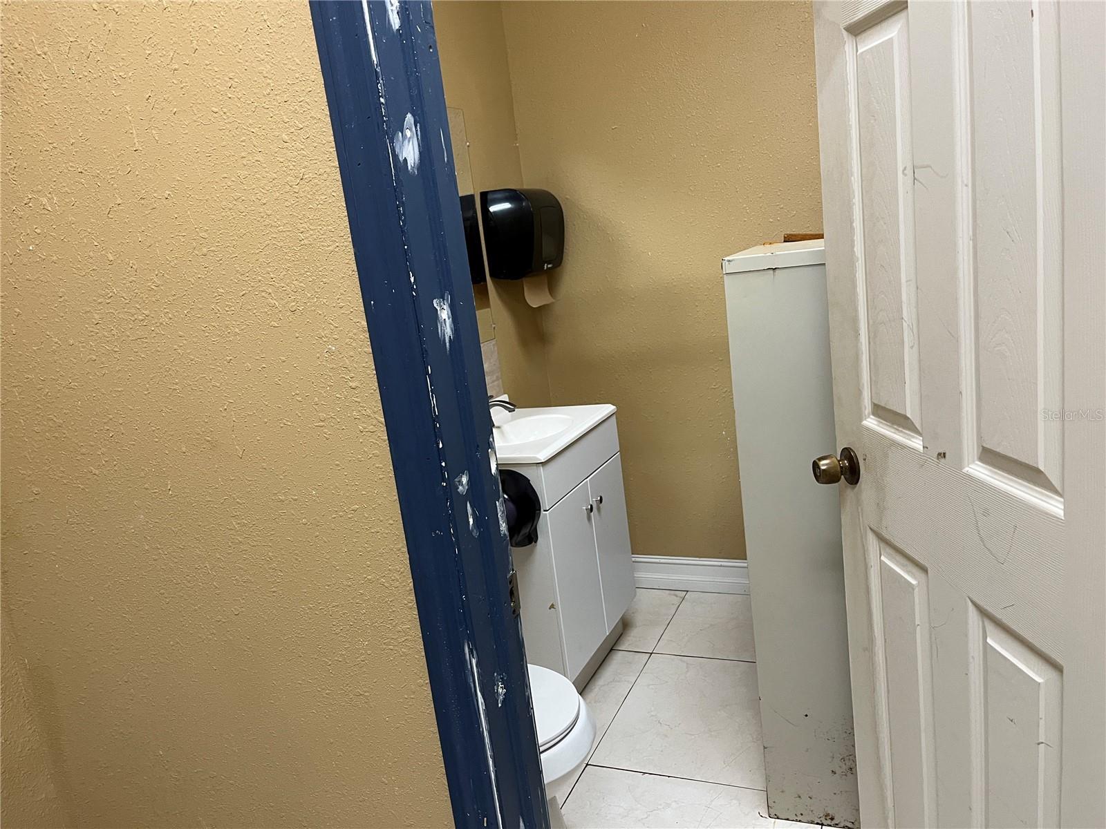 WEKIVA EXECUTIVE CENTRE CONDO - Commercial Sale