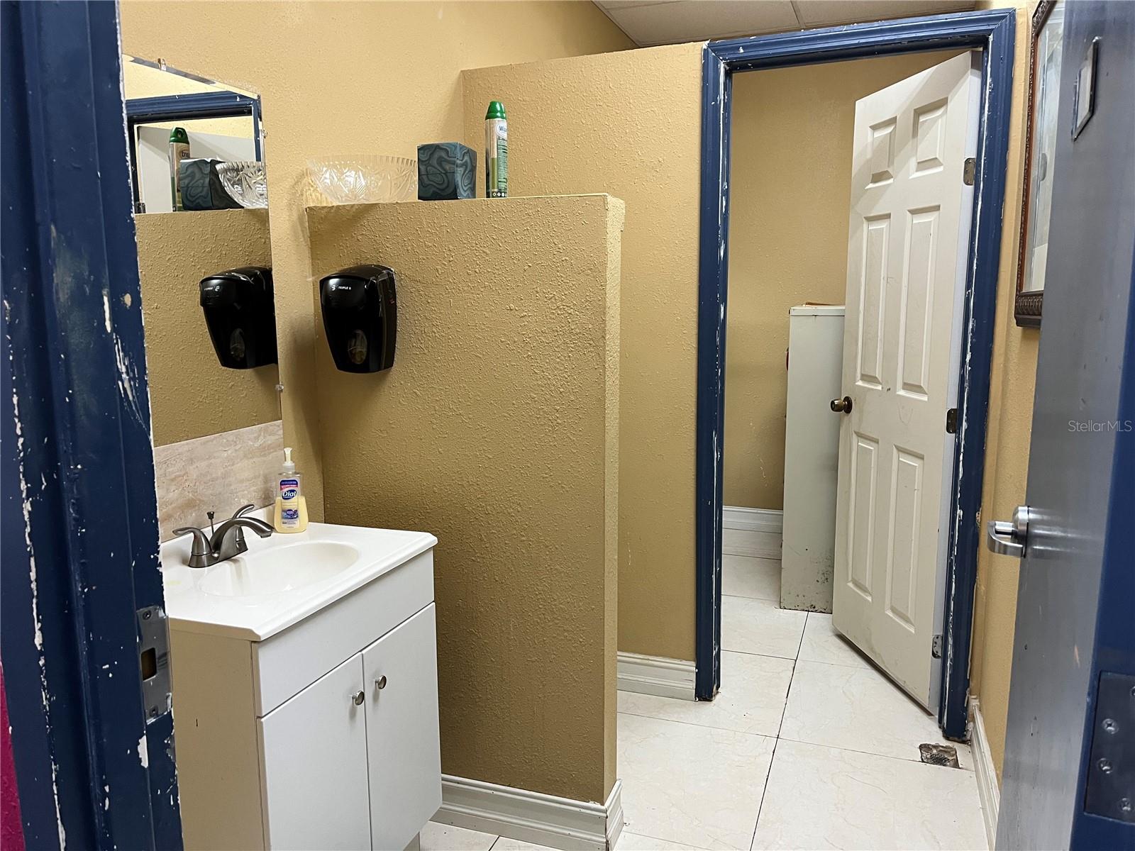 WEKIVA EXECUTIVE CENTRE CONDO - Commercial Sale