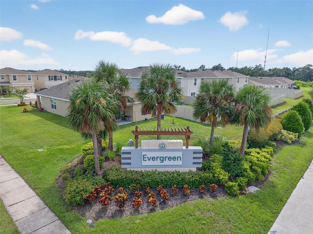Photo of 3819 Mannered Gold Avenue, Bradenton, FL 34208 (MLS # A4664812)