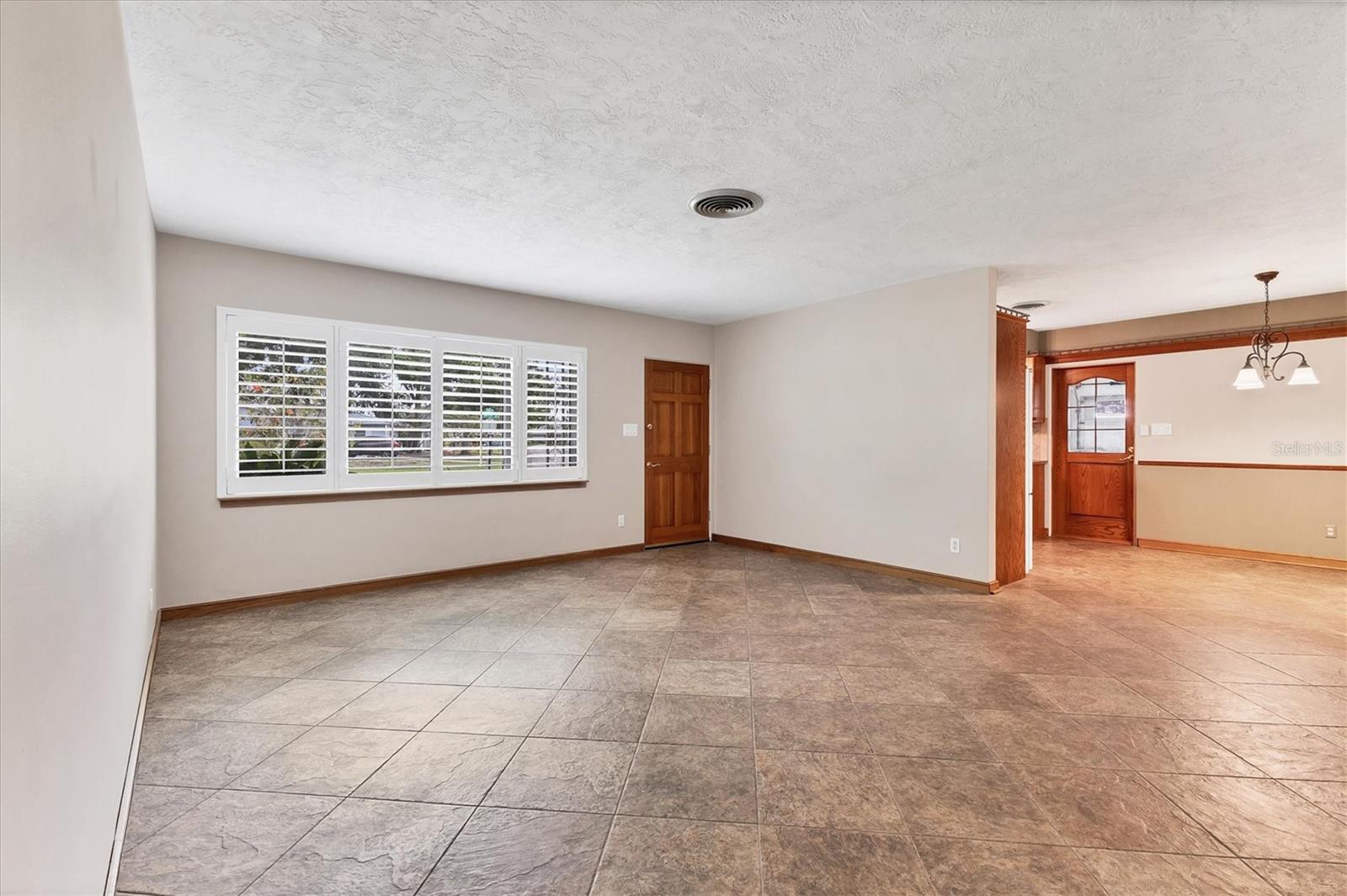 3072 MEYER DRIVE