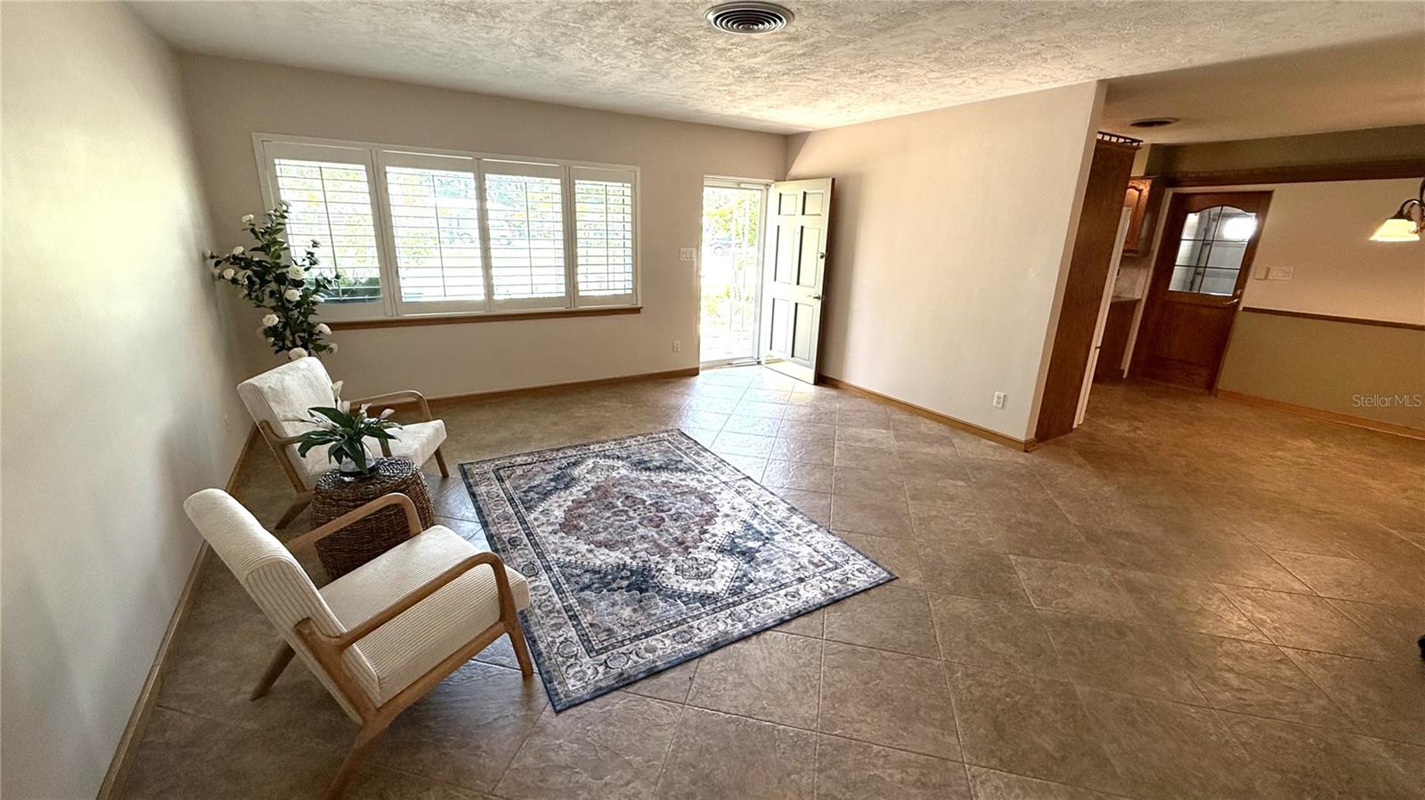 3072 MEYER DRIVE
