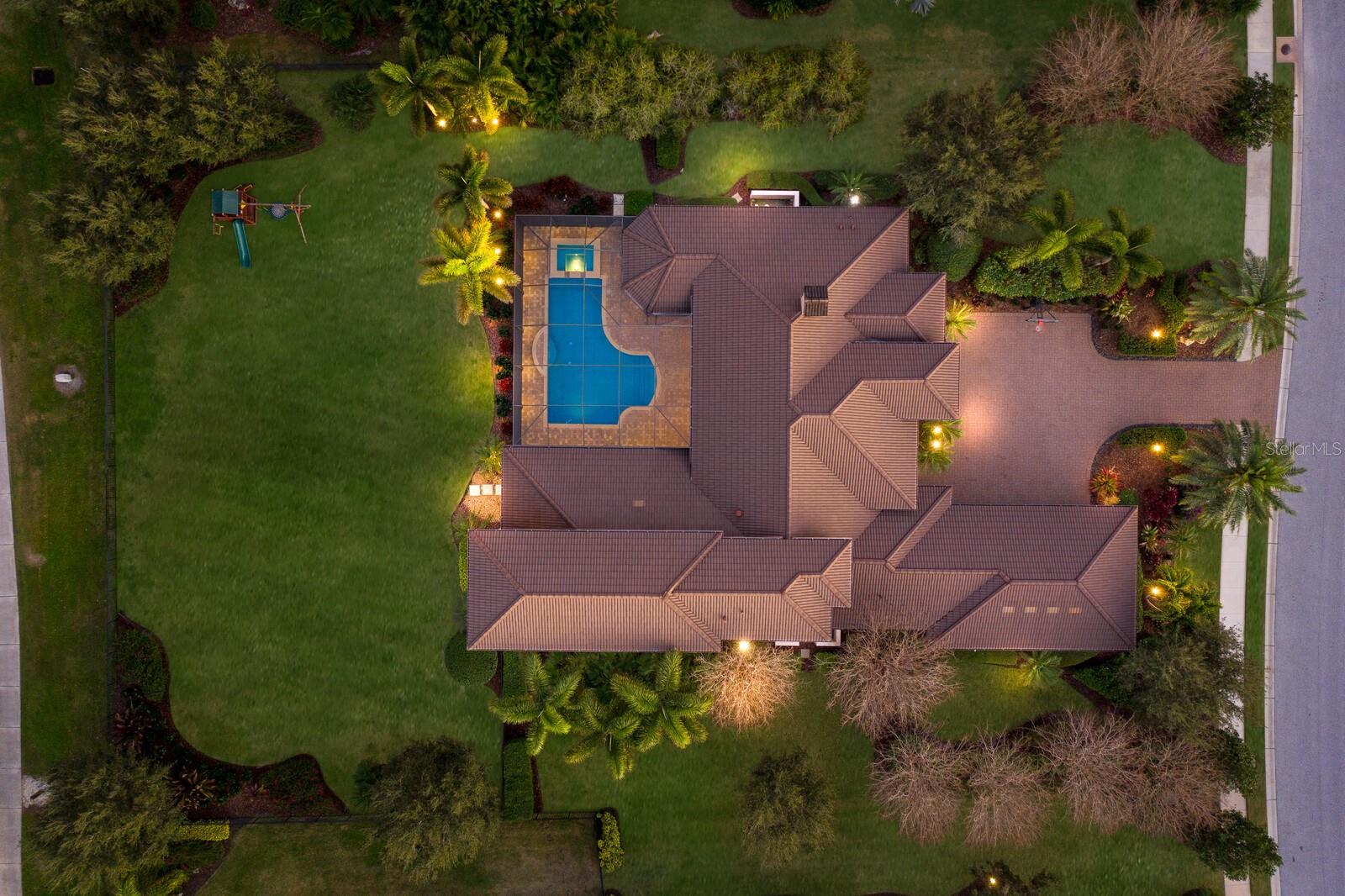 COUNTRY CLUB EAST - Residential