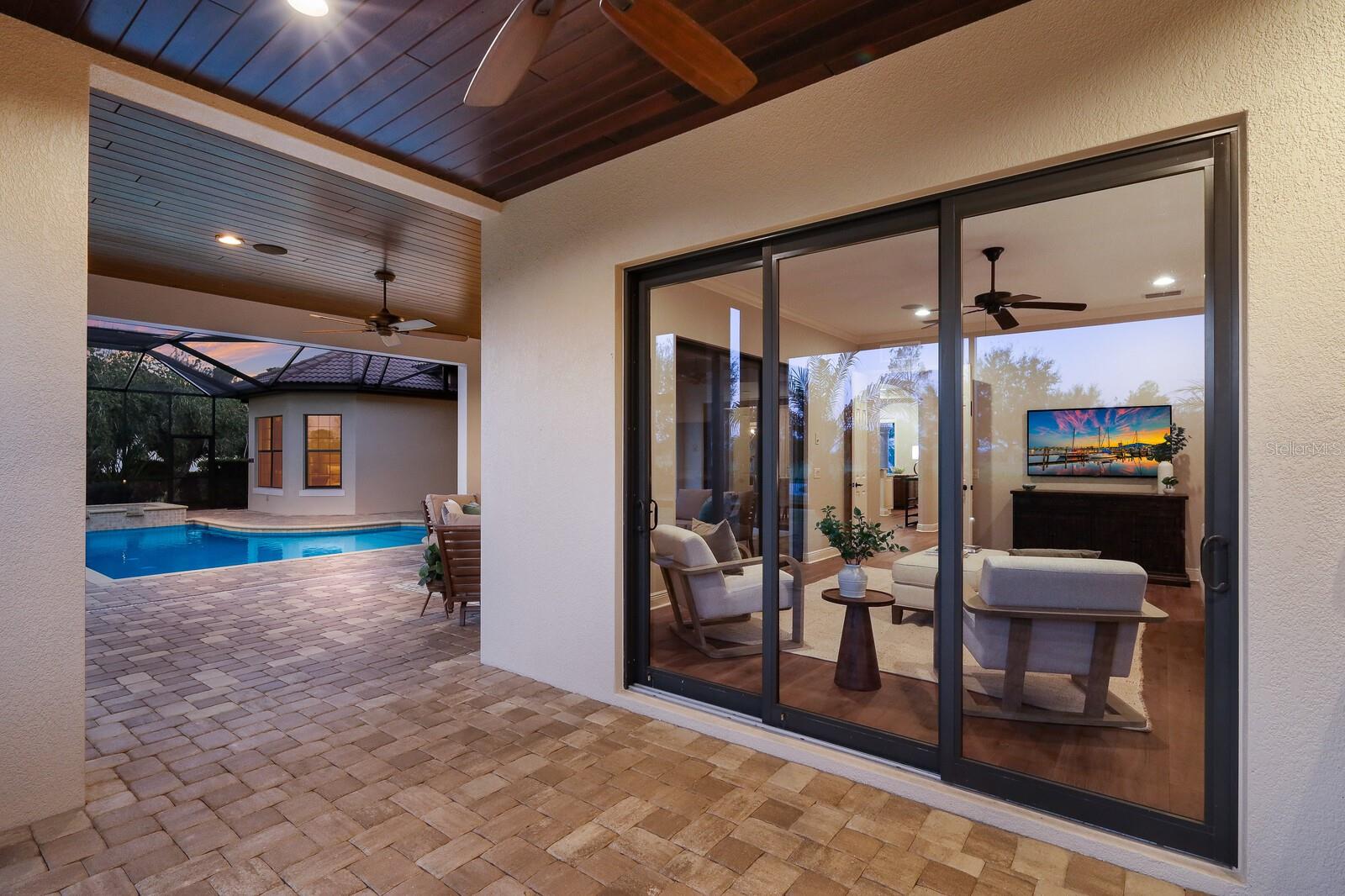 COUNTRY CLUB EAST - Residential