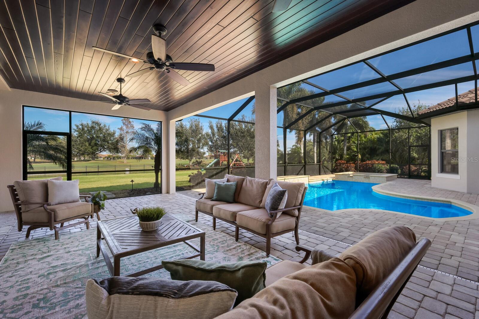 COUNTRY CLUB EAST - Residential