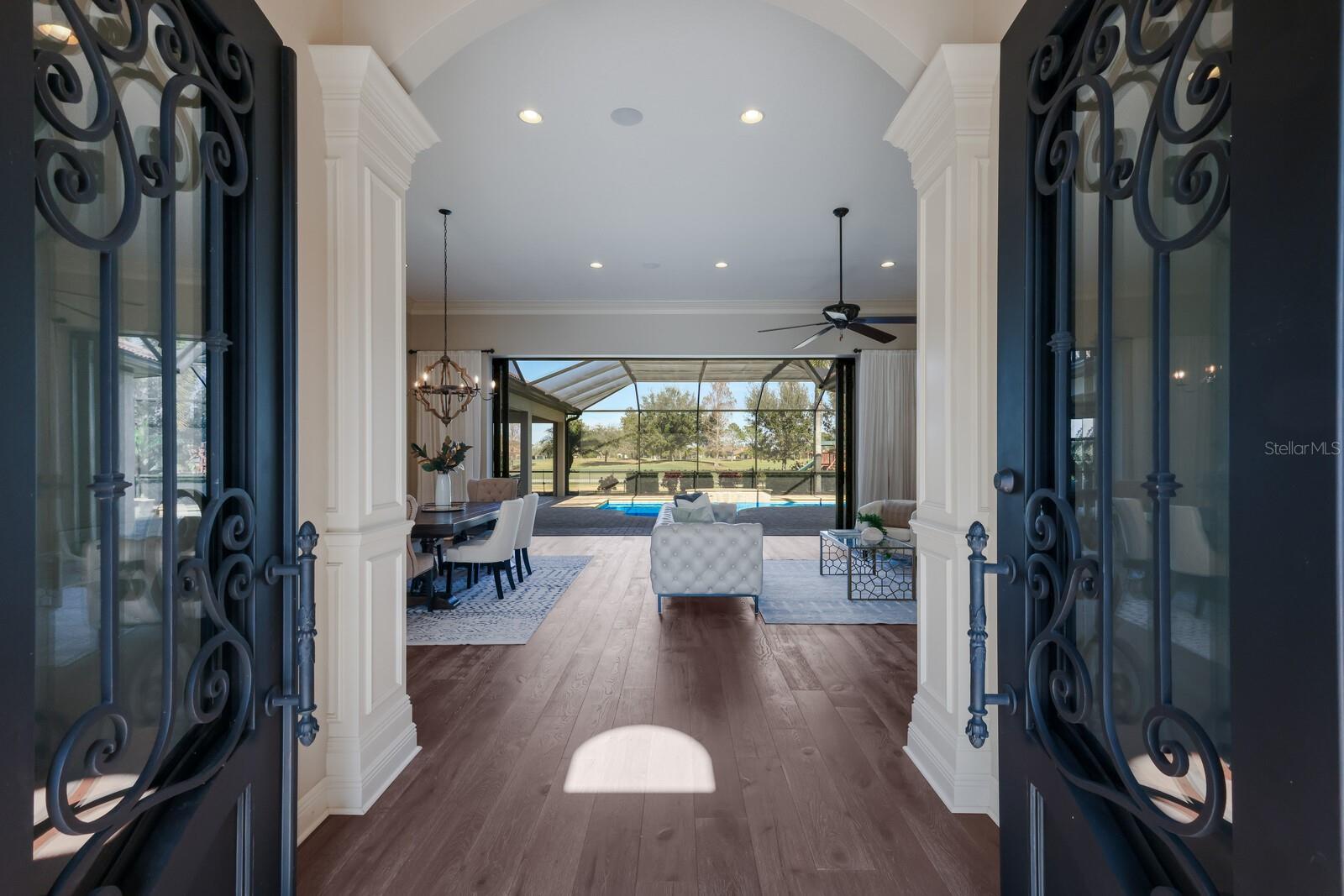 COUNTRY CLUB EAST - Residential