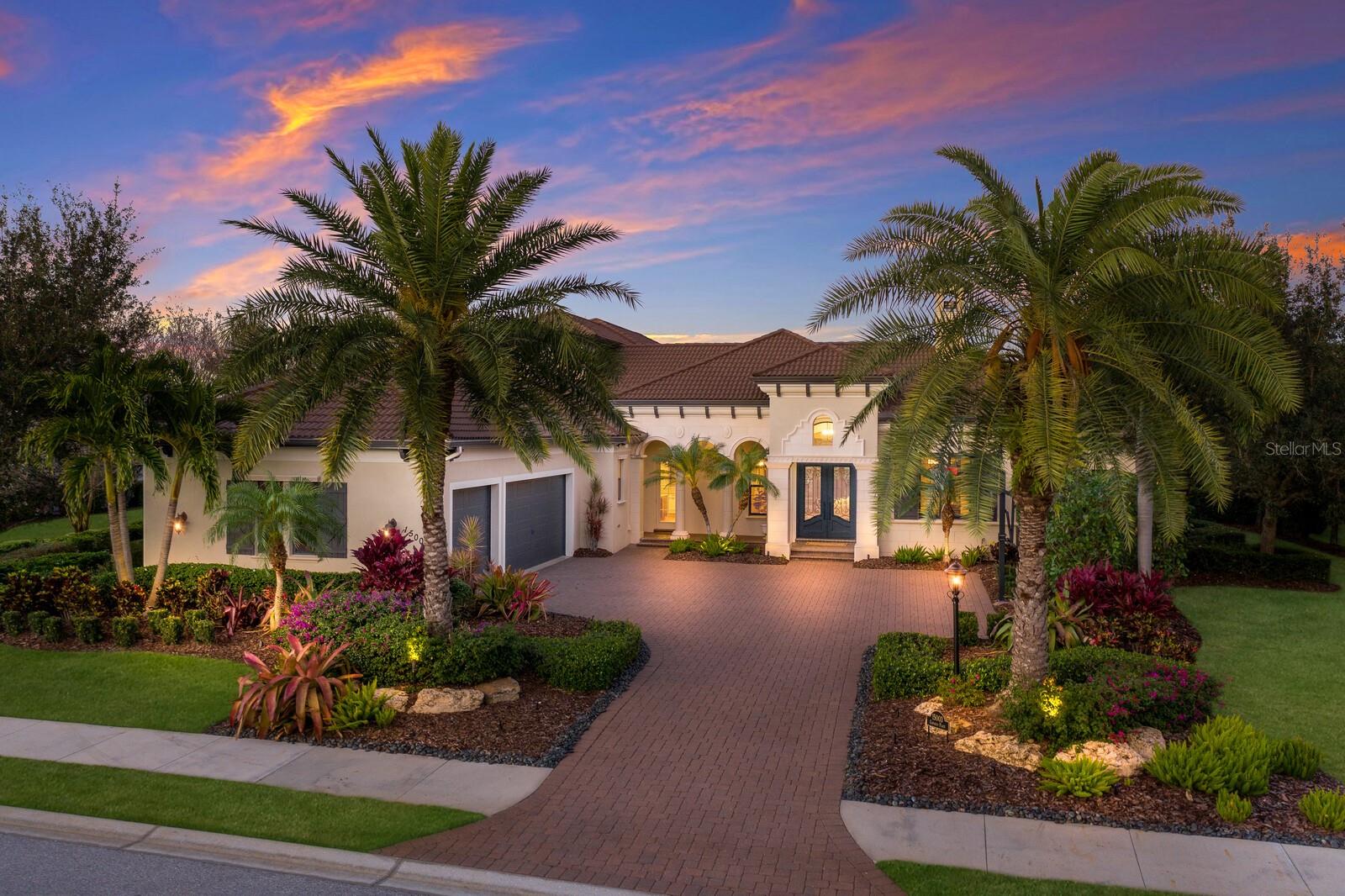 COUNTRY CLUB EAST - Residential