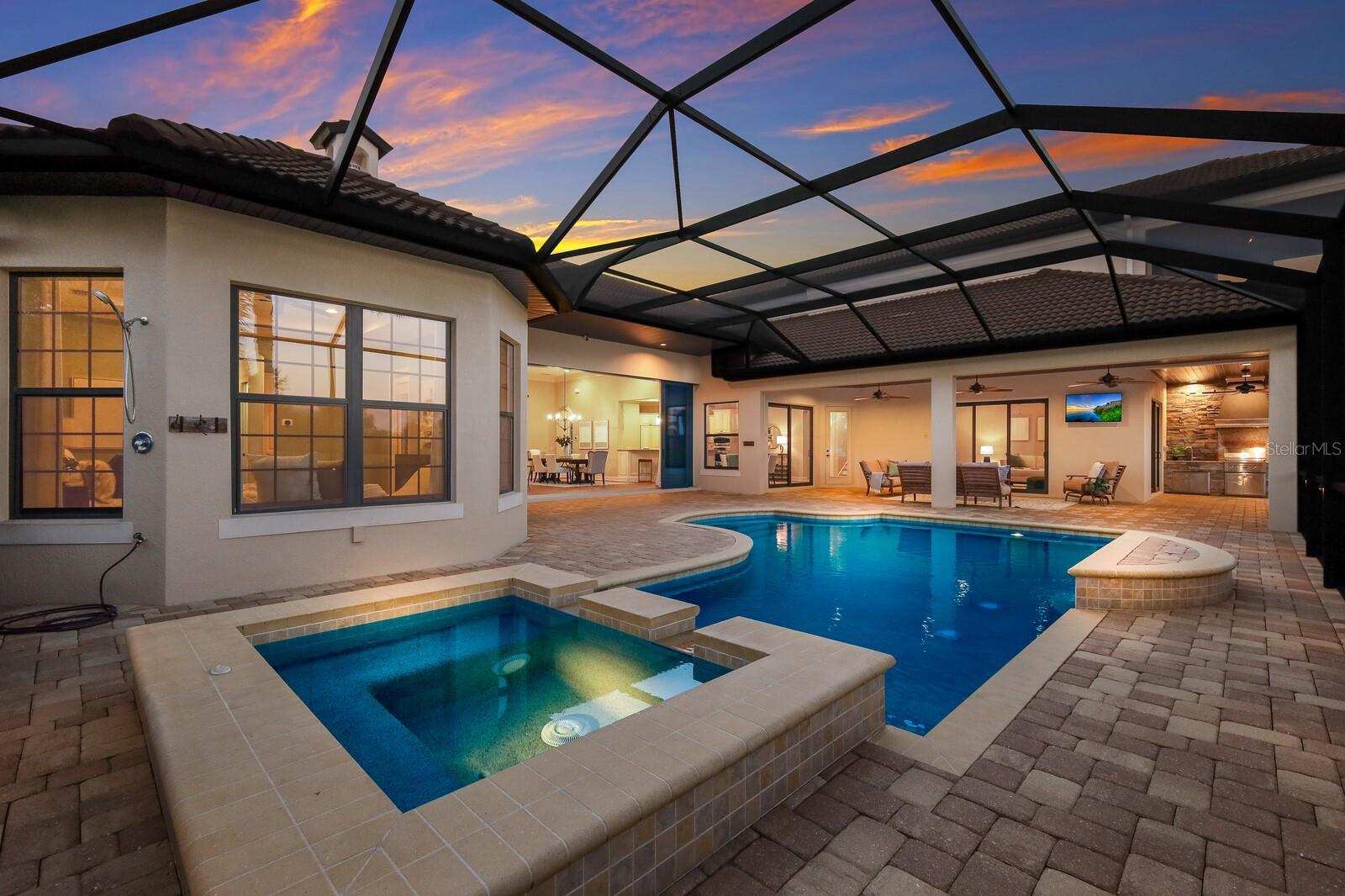 COUNTRY CLUB EAST - Residential