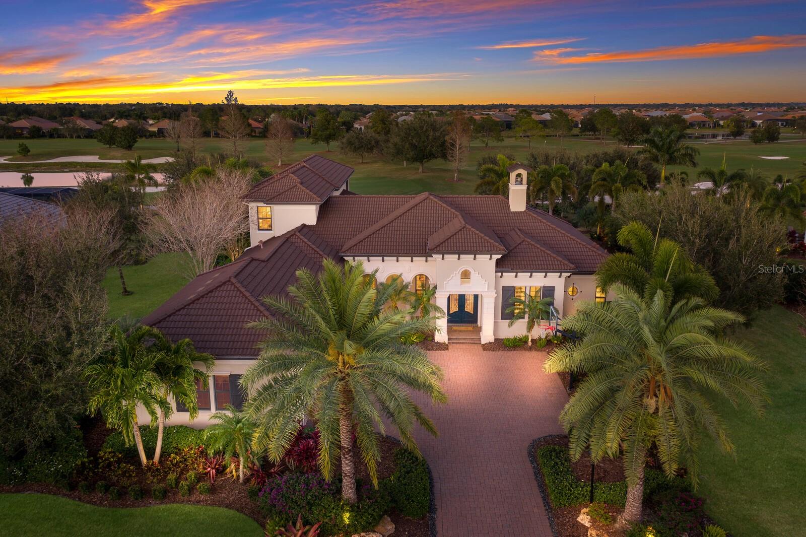 COUNTRY CLUB EAST - Residential