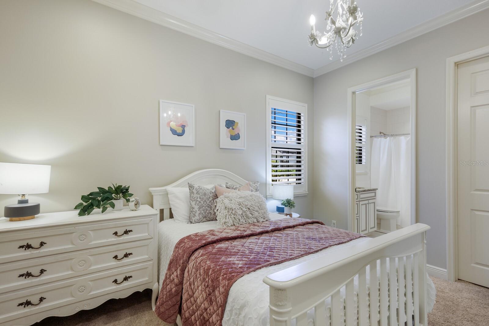 COUNTRY CLUB EAST - Residential