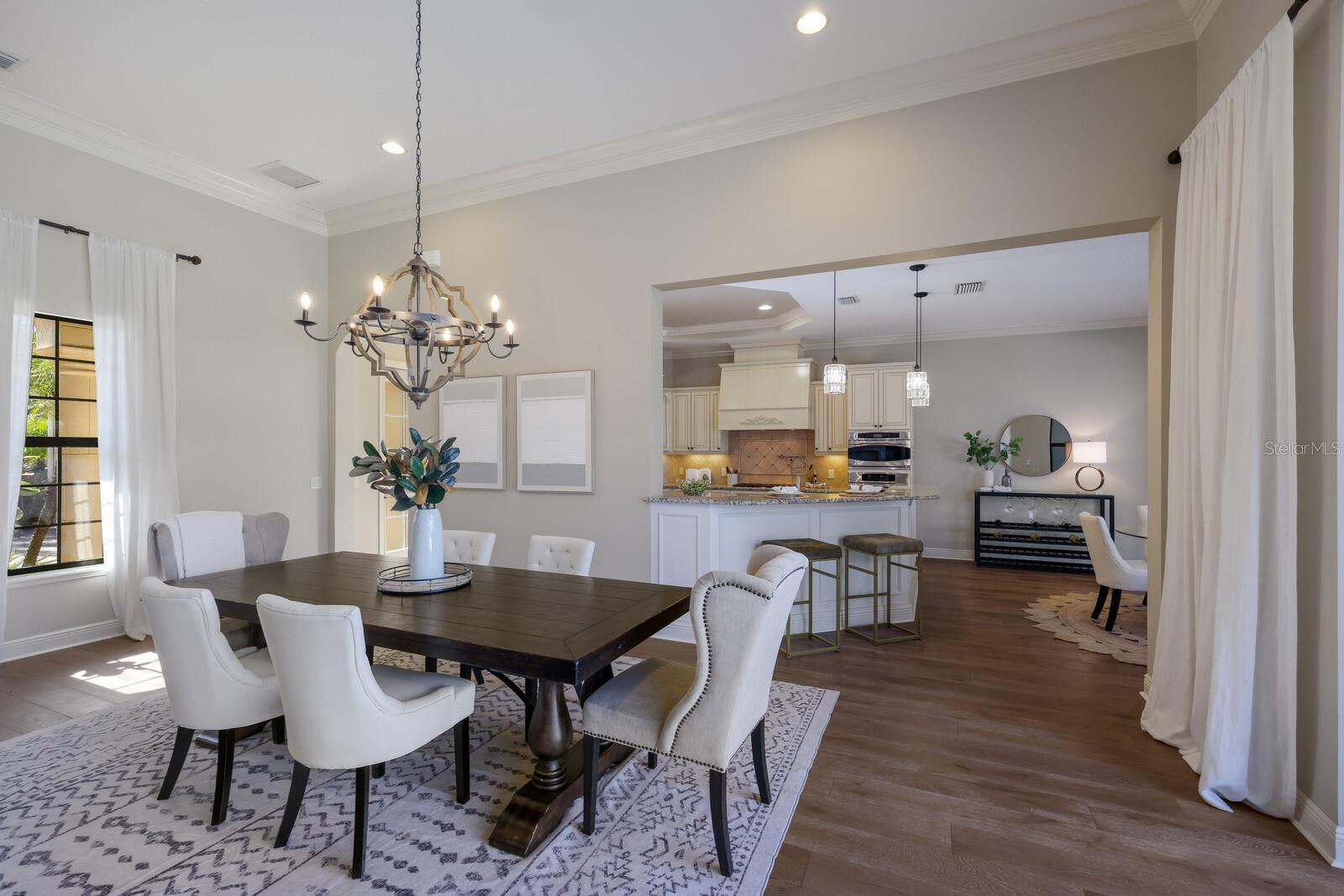 COUNTRY CLUB EAST - Residential